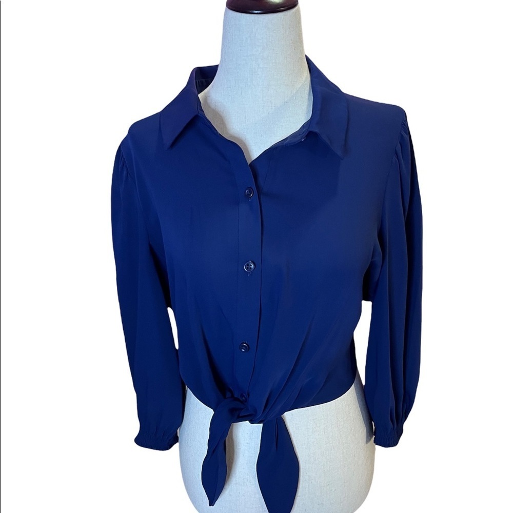 Gal Meets Glam Collection Blue Claudia Waist Tie Half Sleeve Button-down Top - Picture 6 of 8